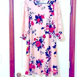 LuLaRoe Dress.      Like New Condition